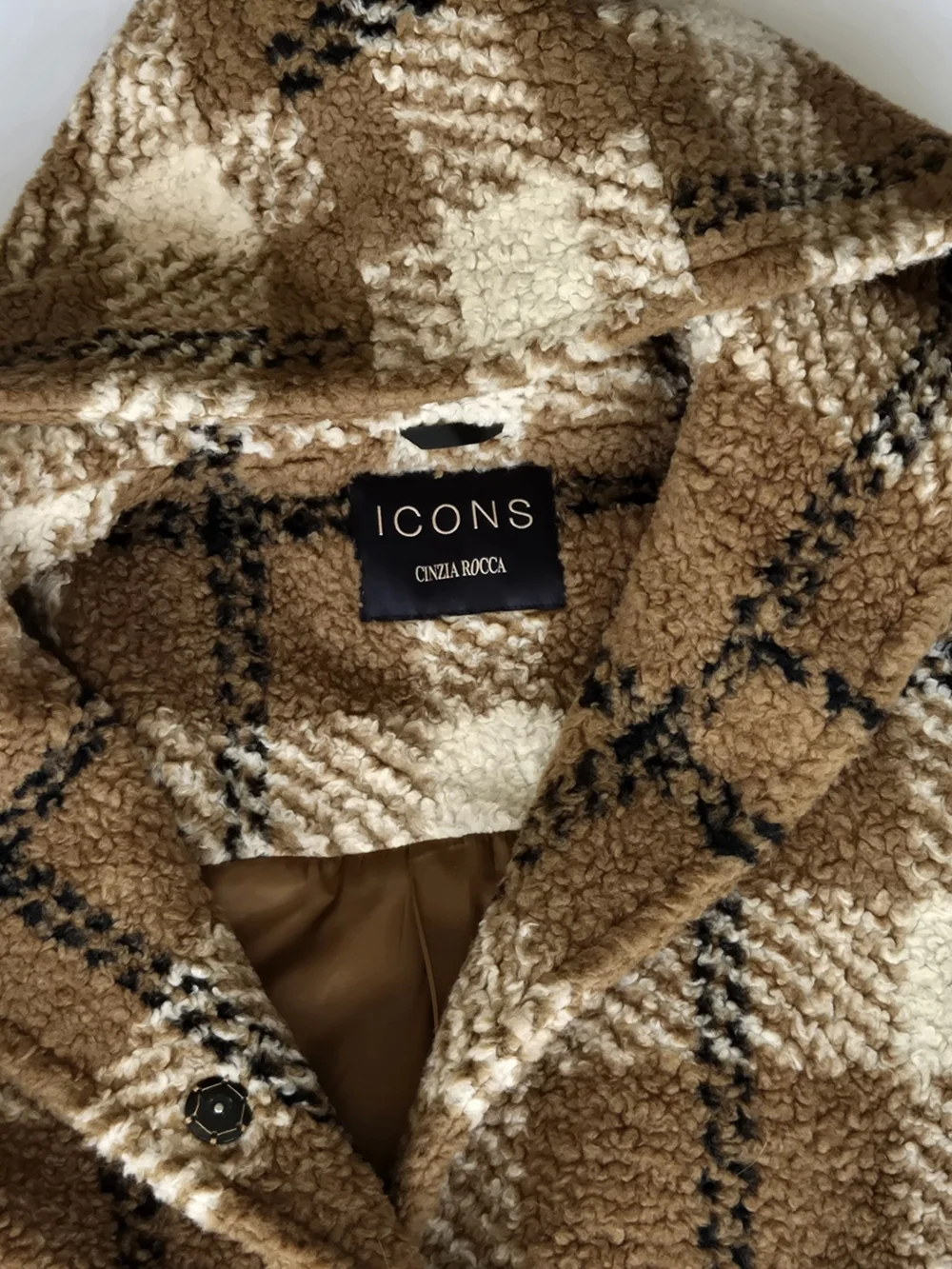 Cinzia Rocca ICONS Women's Warm Long Plaid Sherpa Sleeveless Coat -Camel & Cream